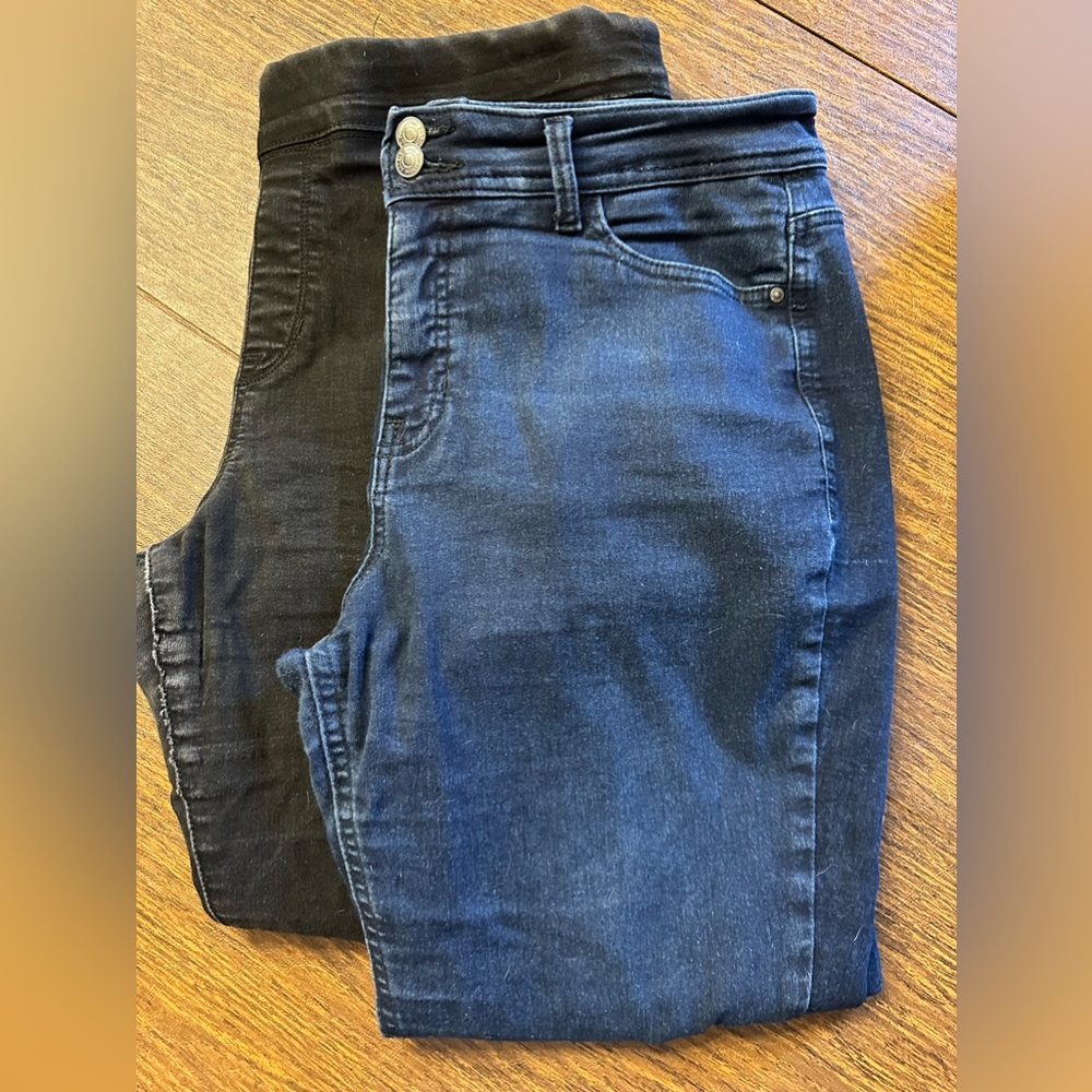 2 demin jeans,16.Gently worn 1 season. Elastic/stretchy waist.1blue/1black